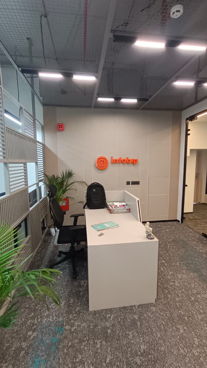 Global Green Interior Design Company Logo - Sustainable Design Experts